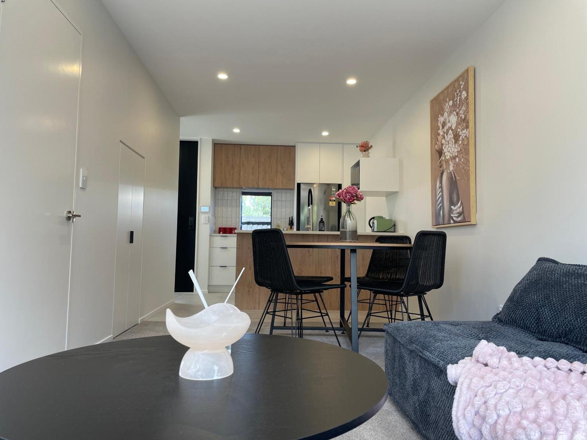 Luxury 2 Bedroom Townhouse Opposite Merivale Mall Christchurch Eksteriør billede