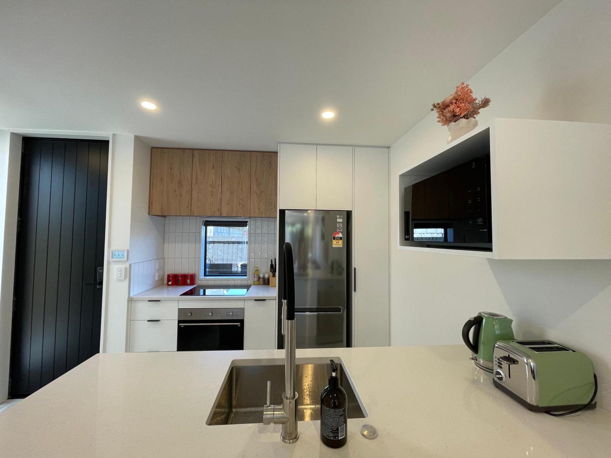 Luxury 2 Bedroom Townhouse Opposite Merivale Mall Christchurch Eksteriør billede