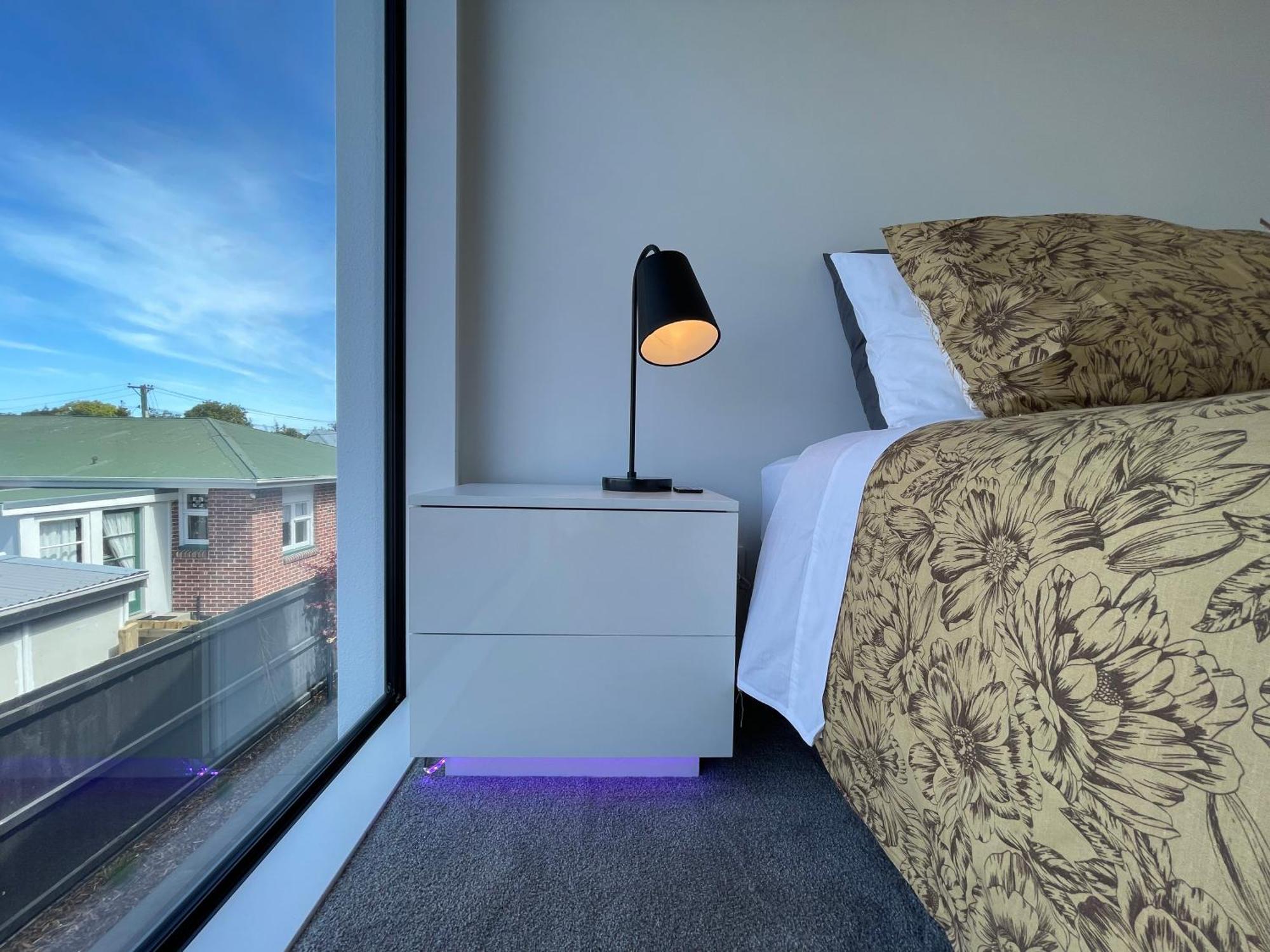 Luxury 2 Bedroom Townhouse Opposite Merivale Mall Christchurch Eksteriør billede